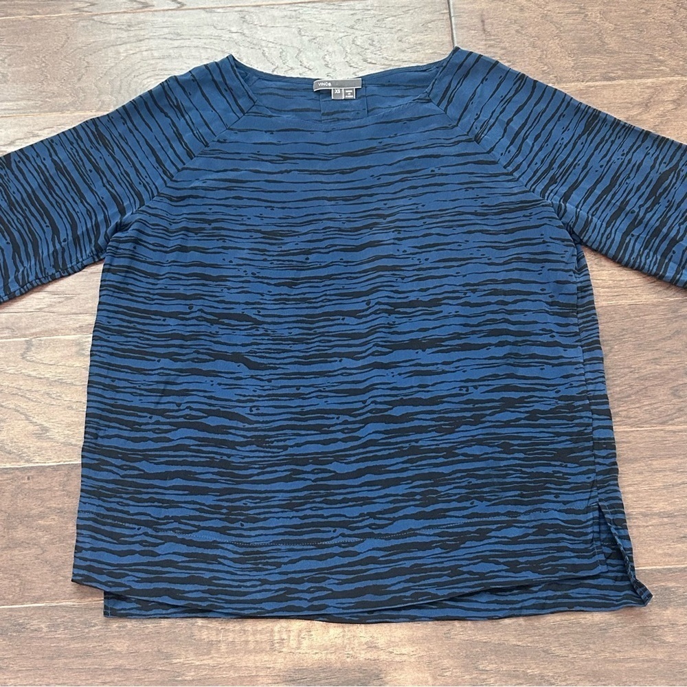 Vince 100% Silk Blouse. 3/4 sleeve. XS